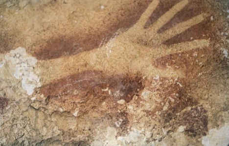 art-parietal-indonesien-vieux-40000-ans-sujet-etude-publiee-nature-8-octobre-2014