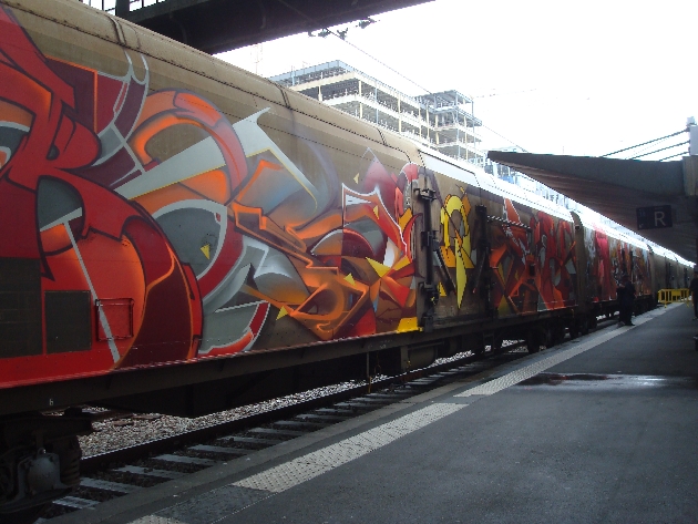 train-le-rungis-graffe-7